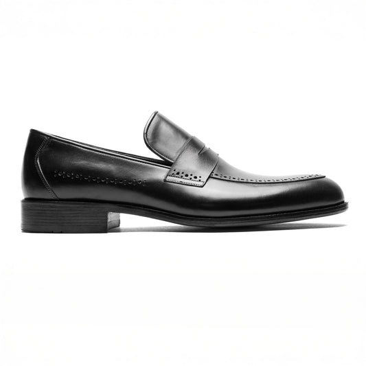 Side profile of Un Aldric Step Black in premium leather