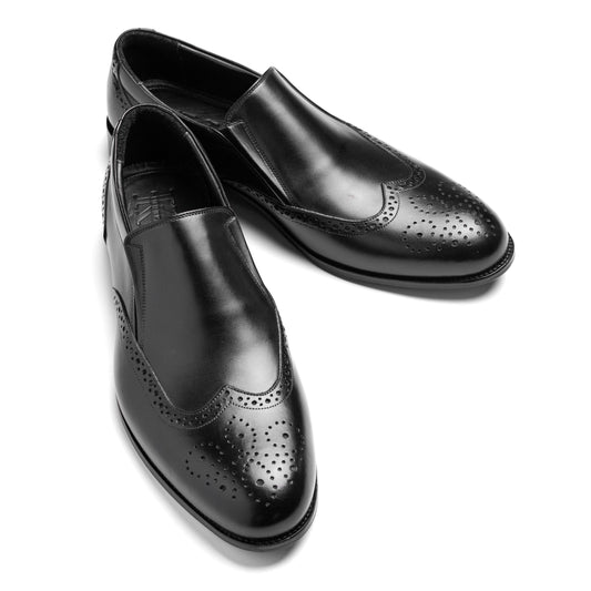 Craft Loafer Brogue Wingtip Black – front view showcasing wingtip detailing